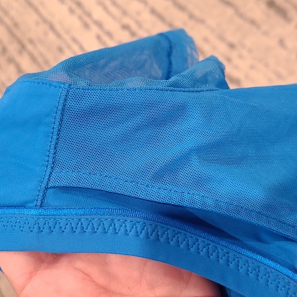 Stella mccartney Adidas blue nylon short sleeve with mesh overlay - Picture 4 of 8